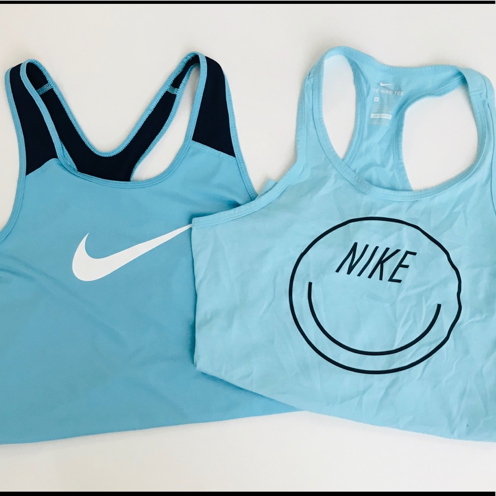 Bundle of 2 Nike tank tops Girls L & XL in Aqua
